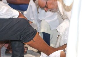 Gesto do lava-pés deve encontrar atitude de serviço na nossa realidade