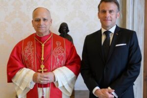 Leão XIV recebe presidente da França, Emmanuel Macron