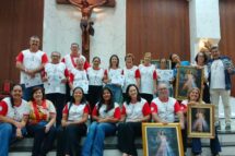 Misericórdia em ação: conheça os Apóstolos Eucarísticos que transformam paróquias no Brasil