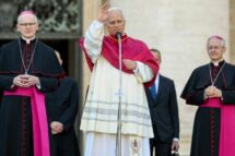 Papa aos fiéis antes da Vigília de Oração: nós somos os portadores da paz ao mundo