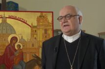 Migrantes : “é vergonhoso deixar as pessoas morrerem no mar”, diz arcebispo Perego