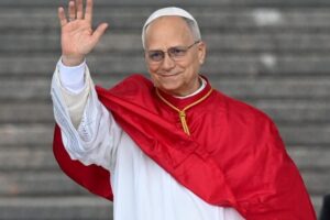 Pedro volta à África, missionário de paz