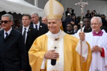 O Papa: perante a indigência e a opressão, os cristãos têm como código a caridade