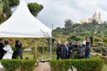 Nos passos de Agostinho, Papa em silêncio e oração entre as ruínas de Hipona