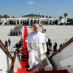 Papa deixa a Argélia para seguir a Camarões, segunda etapa da viagem à África