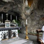 De Massabielle ao Vaticano: o elo eterno entre Santa Bernadette e os Papas