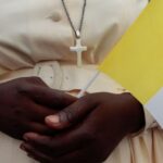 Papa em Bamenda: em oração pelo dom da paz e da reconciliação