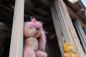 Na Ucrânia, ao menos 3.452 crianças mortas ou feridas desde fevereiro 2022