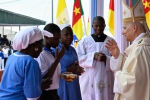 Papa: cada gesto de solidariedade e perdão é um pedaço de pão para a humanidade