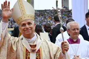 Papa se despede da África, um tesouro com histórias de alegria e sofrimento