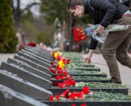 Papa: Chernobyl é alerta para uso de tecnologias cada vez mais poderosas