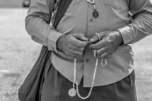 A devoção latino-americana pelas lentes de um fotógrafo brasileiro