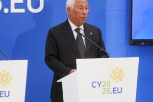 O Papa conversa por telefone com presidente do Conselho Europeu, foco no Oriente Médio
