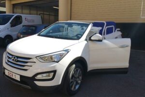 Papamóvel vira carro da esperança nos EUA pelas crianças, vítimas da guerra