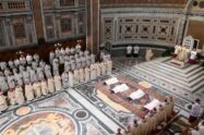 O Papa: pobres encontrem em seus pastores a maternidade que é o rosto da Igreja