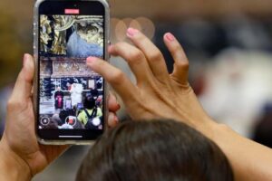 A comunicação na Igreja: anunciar o Evangelho em ambientes digitais