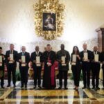 Entregue no Vaticano condecorações a 13 embaixadores junto à Santa Sé
