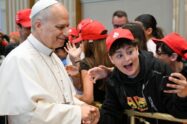 Papa aos crismandos: não desapareçam da paróquia, sejam perseverantes na fé