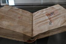 Universidade La Sapienza, de Roma, e os Papas: exposição de 7 séculos de história