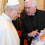 Papa: missão junto a pobres e migrantes nos EUA também cria comunidades cheias de fé