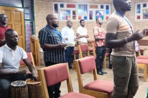 Cardeal Tagle no Burundi pelos 75 anos do Seminário P. Claver