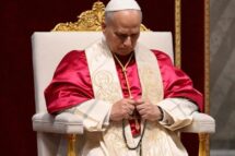 Papa renova o convite para o mundo rezar pela paz neste sábado, 30 de maio