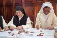 O Terço das monjas de clausura que acompanha a viagem do Papa à Espanha