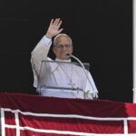 O Papa, Angelus: Deus vê as feridas das guerras e o vazio do consumismo