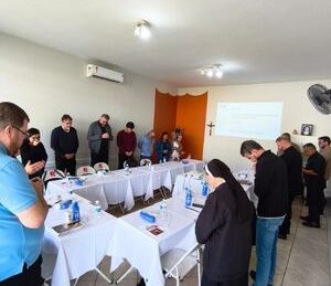 Coordenação Estadual da Pastoral da Saúde realiza reunião presencial em Leme (SP)