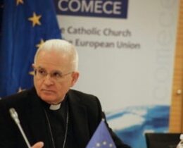 Migrantes, Comece: preocupação com o novo regulamento da UE sobre repatriação