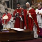 O Papa: cardeal Ruini, um pastor capaz de servir com humildade e responsabilidade