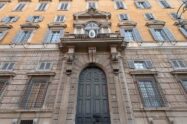 Padres e leigos lefebvrianos: o procedimento para o retorno à comunhão católica