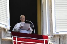 Leão XIV: o amor e a sabedoria de Deus cuidam da humanidade ferida pelo mal