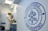 No Vaticano, dignidade aos vulneráveis com serviço gratuito dos ambulatórios