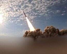 Conflito EUA-Irã: Teerã alerta houthis para que estejam prontos para oferecer apoio