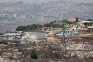 A tensão aumenta na Cisjordânia; quatro palestinos e dois israelenses morreram
