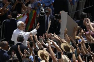 Apelo de Leão para a Terra Santa: se volte a negociar uma solução política justa