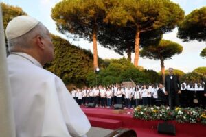 Papa: a beleza da música conduz ao encontro com Deus, “Aquele que é a própria Beleza”