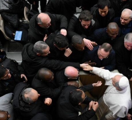 O Papa terá um encontro com os sacerdotes italianos no dia 12 de dezembro