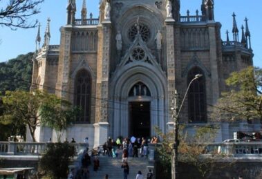 Diocese de Petrópolis: 80 anos de evangelização e pastoreio