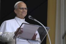 O Papa: no deserto da guerra e da arrogância redescobrir a lógica da partilha e da caridade
