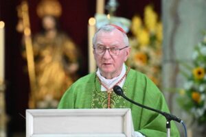 Parolin preside Missa na Guatemala pelos 90 anos das relações com a Santa Sé