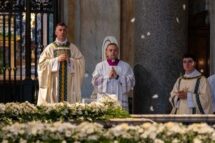 Santa Maria Maior, Makrickas: a graça de Deus continua caindo sobre o mundo