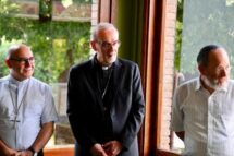 Pizzaballa em Assis: os cristãos, cansados das negociações intermináveis, querem a paz