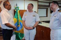 Navio-Escola do Brasil reforça laços com a Igreja em Cabo Verde