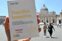 Magnifica humanitas: “É urgente colocar o ser humano no centro, e não a máquina”