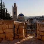 Pizzaballa visita Taybeh, na Cisjordânia: preservar a presença cristã