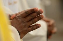 Mês das Vocações destaca a missão dos sacerdotes na educação católica