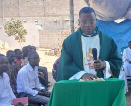 Moçambique – P. Abel Baptista exorta os cristãos  à resiliêcia