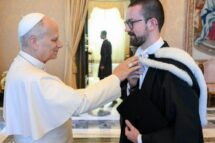 Papa: a exemplo de São Newman, uma formação cristã baseada na dignidade humana